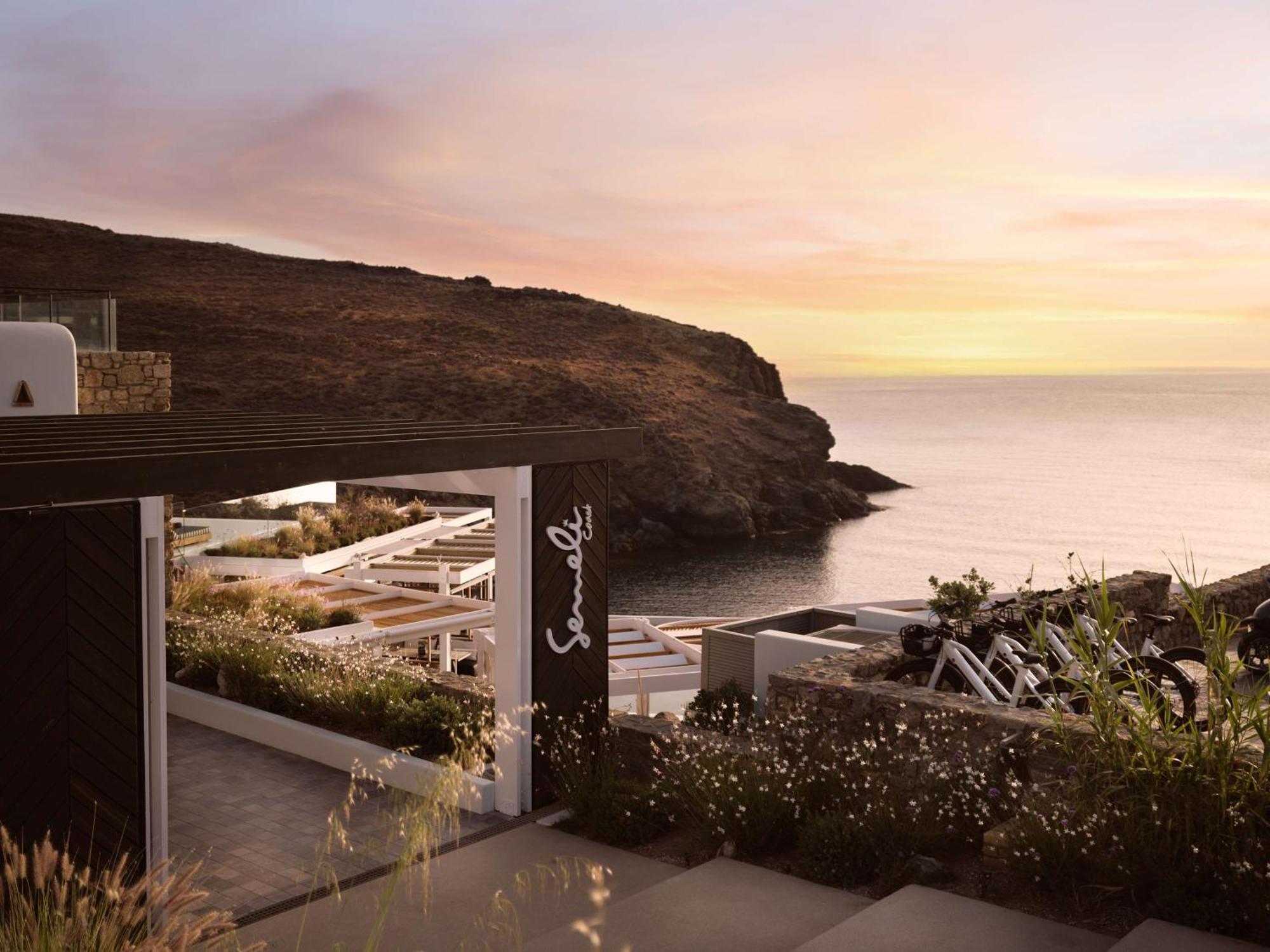 Semeli Coast Mykonos Curio Collection By Hilton Merchia Beach Exterior foto